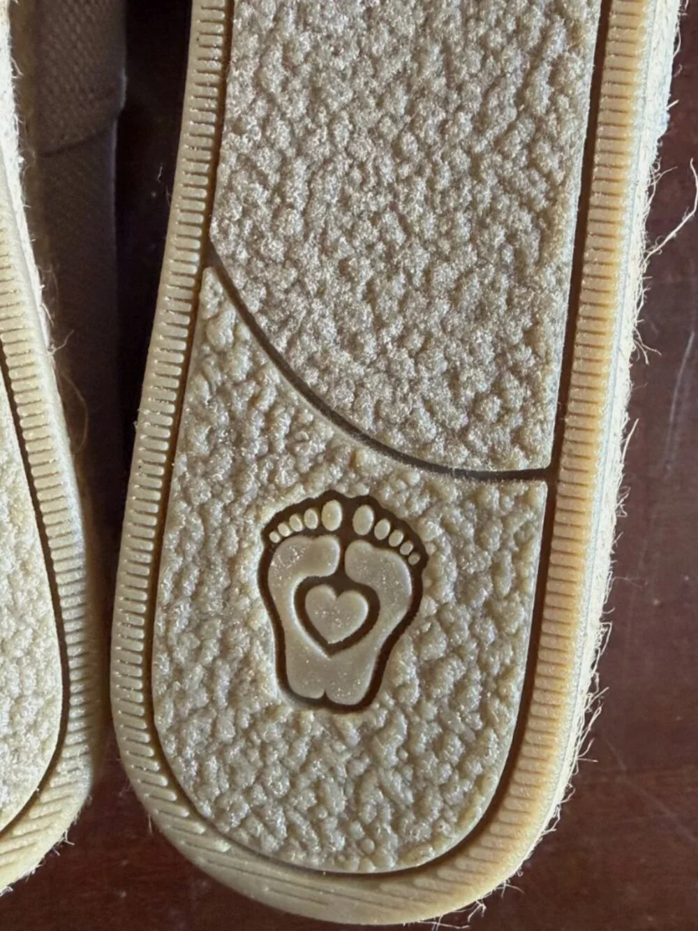 Bobs From Skechers Shoes Womens 9.5 Espadrille Beige Slip On Wedge Heels NEW